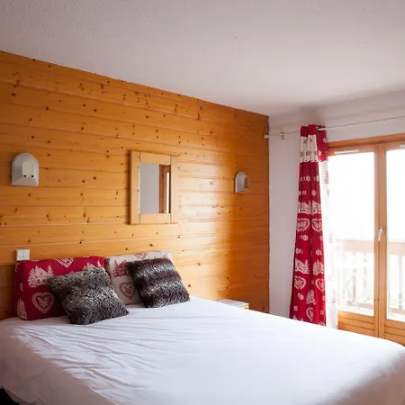 Le Floralp Lägenhetshotell Combloux