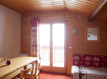 Le Floralp Aparthotel 3*