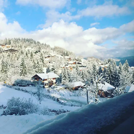 Le Floralp 3*